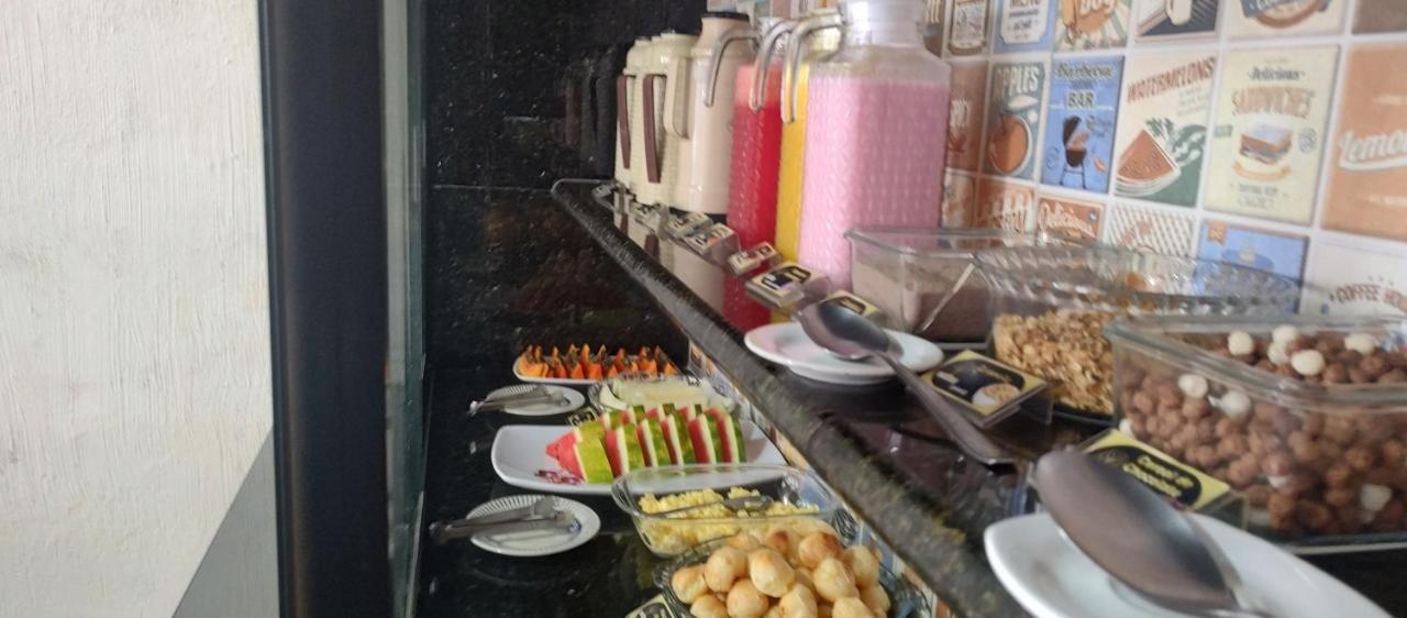 Hotel Lazaro Ubatuba Ltda מראה חיצוני תמונה